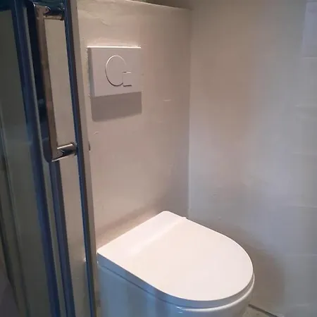 Budget Studette Without Wifi, 5 Min From Paris