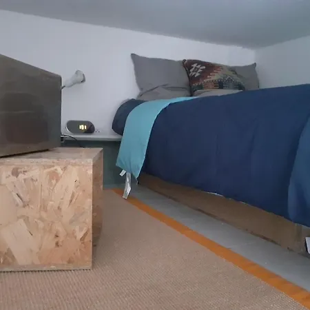 Budget Studette Without Wifi, 5 Min From Paris Apartamento Pantin